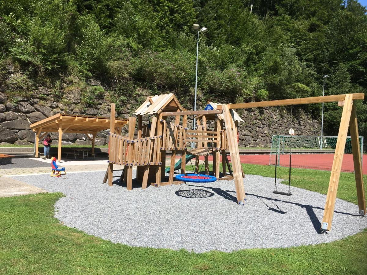 Ferienwohnung Ob Vierwaldsaettersee Isenthal Exterior foto